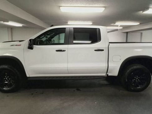 Certified 2023 Chevrolet Silverado 1500 ZR2 w/ Technology Package AWD/4WD image 5