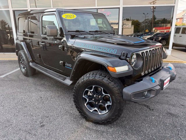 Used 2023 Jeep Wrangler Unlimited Rubicon 4xe w/ Cold Weather Group AWD/4WD image 2