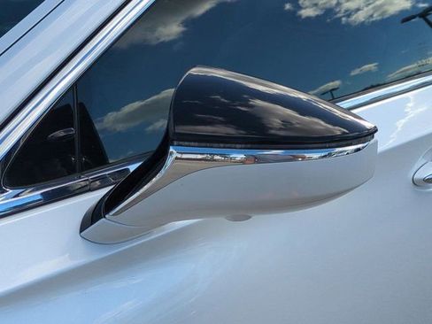 Used 2019 Lexus LS 500 500 Base image 11