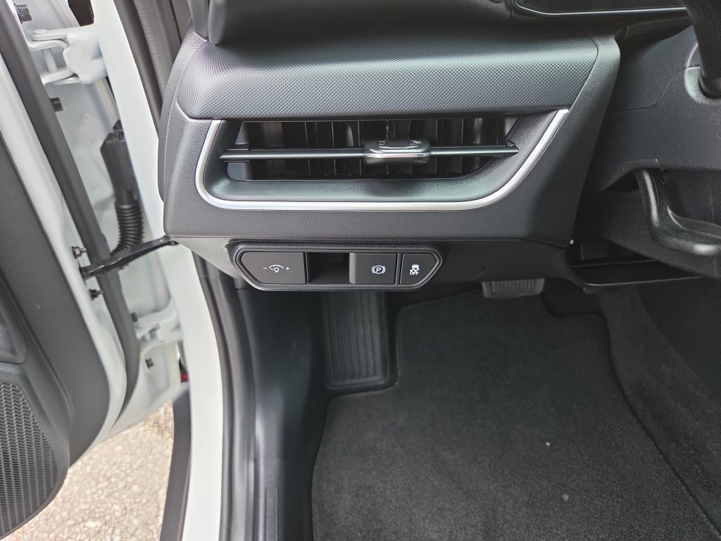 Used 2026 Kia K4 FWD image 19