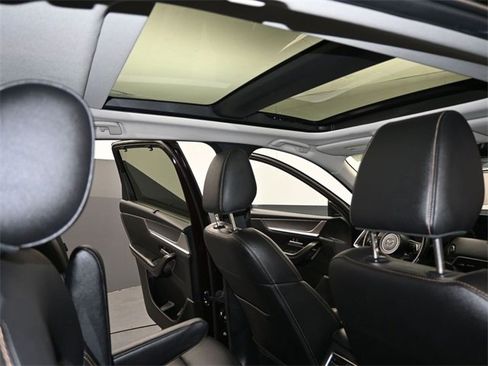 Certified 2024 MAZDA CX-90 Plug-In Hybrid w/ Premium Pkg image 29