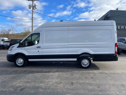 New 2026 Ford Transit 250 148 Medium Roof w/ Exterior Upgrade Package image 2