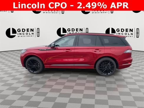 Certified 2025 Lincoln Aviator Reserve w/ Luxury Package image 5