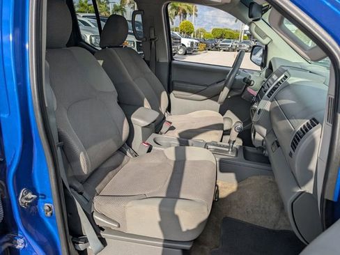 Used 2012 Nissan Frontier SV w/ SV Premium Utility Pkg RWD image 19