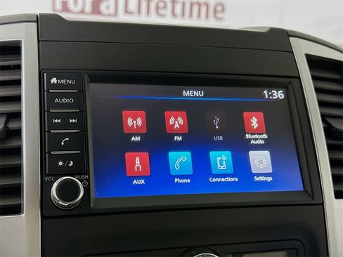 Certified 2020 Nissan Frontier SV w/ Midnight Edition Floor Mats image 7