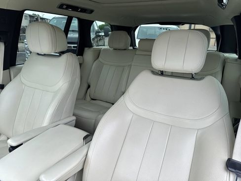 Used 2023 Land Rover Range Rover First Edition AWD/4WD image 34