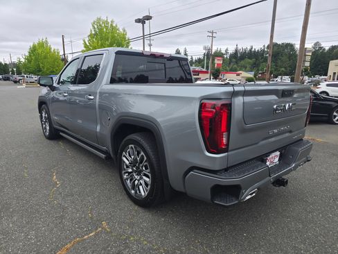 Used 2024 GMC Sierra 1500 Denali Ultimate AWD/4WD image 5