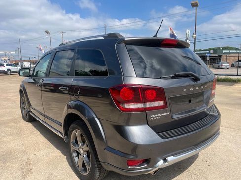 Used 2017 Dodge Journey Crossroad AWD/4WD image 11