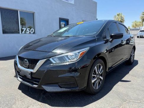 Used 2021 Nissan Versa SV FWD image 7