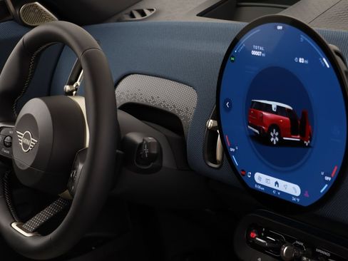 Certified 2025 MINI Cooper Countryman S image 22