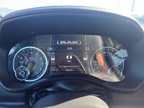 Used 2023 RAM 1500 Laramie AWD/4WD image 18