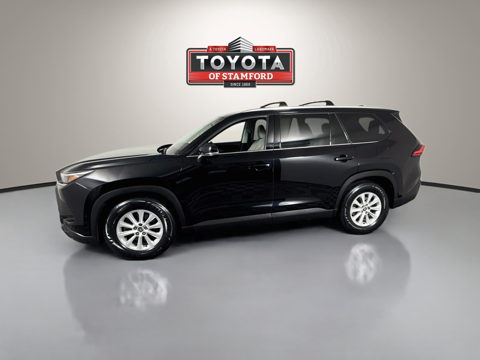 Used 2024 Toyota Grand Highlander AWD image 4