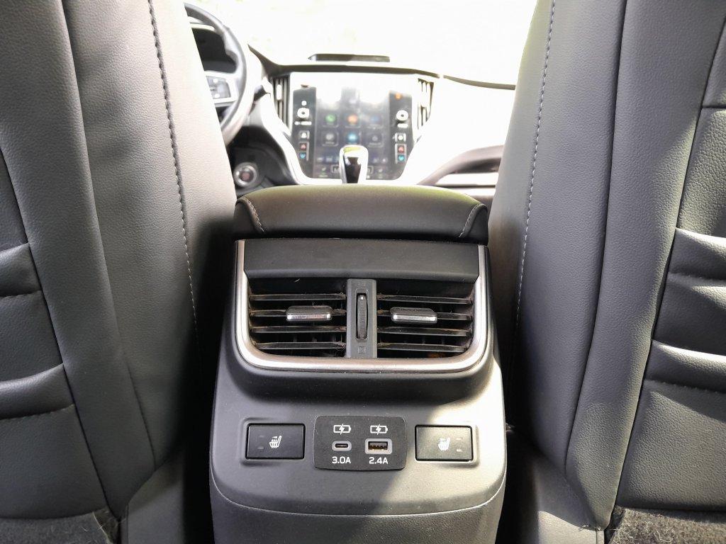 Used 2023 Subaru Outback Limited AWD/4WD image 33