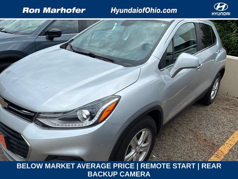 Used 2019 Chevrolet Trax LT w/ LT Convenience Package FWD image 1