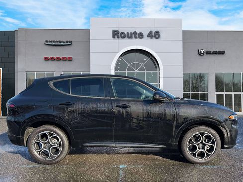 Used 2025 Alfa Romeo Tonale image 6