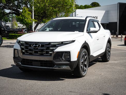 Used 2022 Hyundai Santa Cruz Limited AWD/4WD image 5