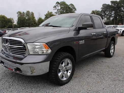 Used 2015 RAM 1500 Big Horn image 3
