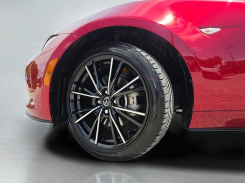 Used 2025 MAZDA MX-5 Miata RF Grand Touring w/ Weather Package RWD image 38