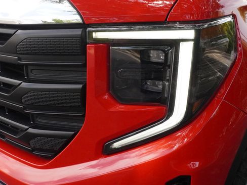 Used 2025 GMC Sierra 1500 Pro w/ Pro Value Package AWD/4WD image 25
