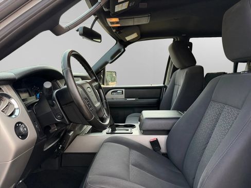 Used 2015 Ford Expedition XLT AWD/4WD image 10