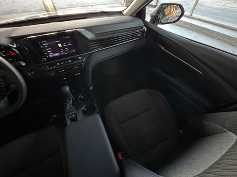 Used 2025 Toyota Camry LE image 37