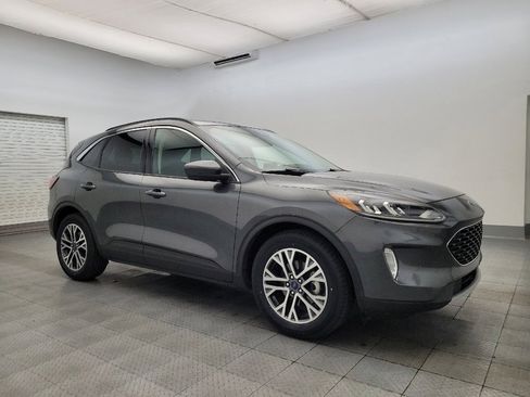 Used 2020 Ford Escape SEL image 11