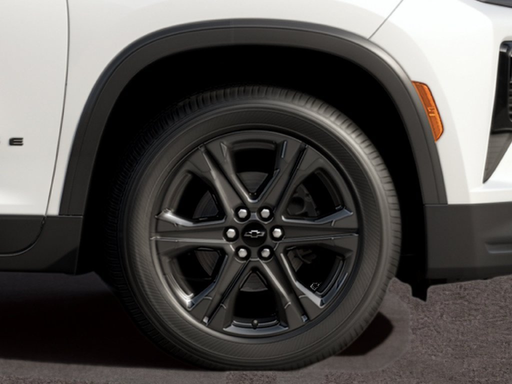 New 2027 Chevrolet Traverse LT w/ Midnight/Sport Edition FWD image 8