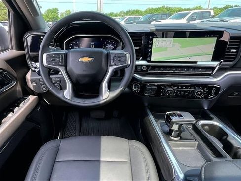 Used 2026 Chevrolet Silverado 1500 LTZ w/ LTZ Premium Package AWD/4WD image 9