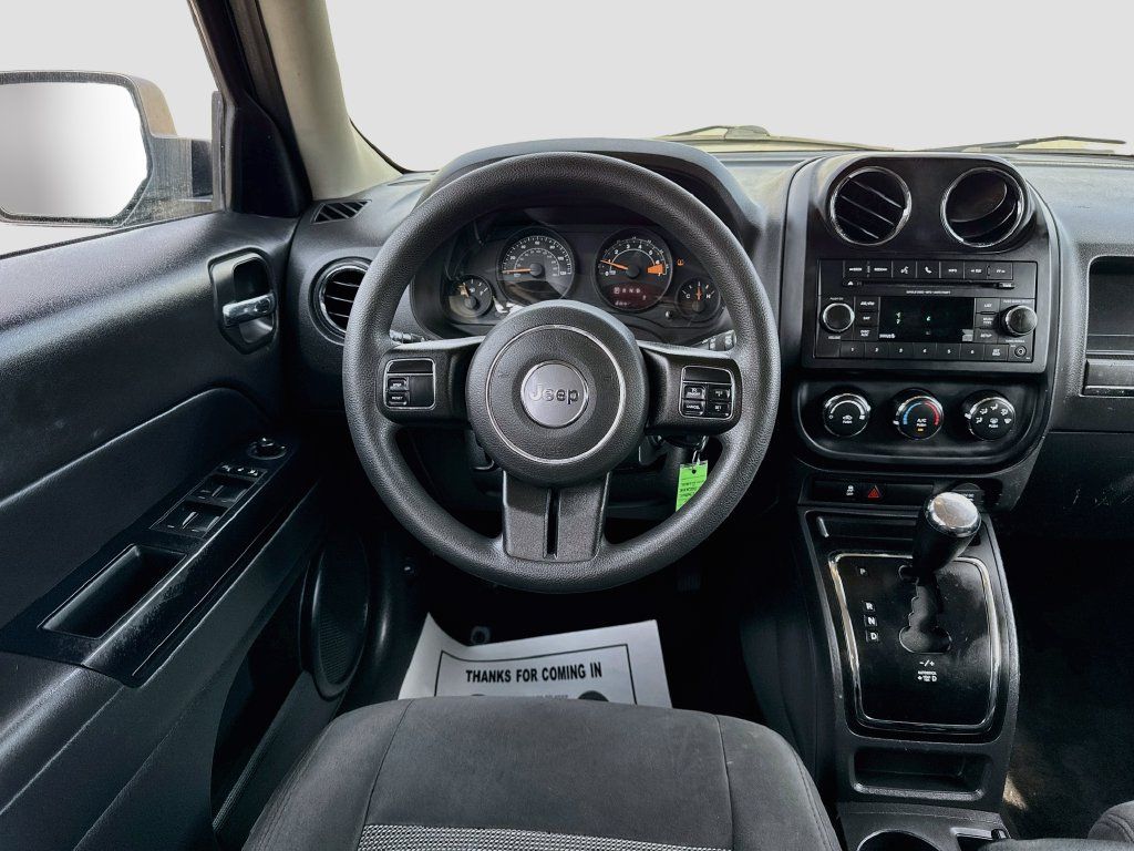 Used 2015 Jeep Patriot Sport w/ Power Value Group FWD image 23