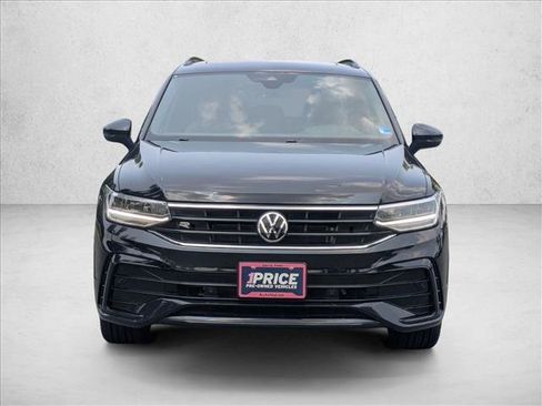 Used 2022 Volkswagen Tiguan SE R-Line FWD image 2