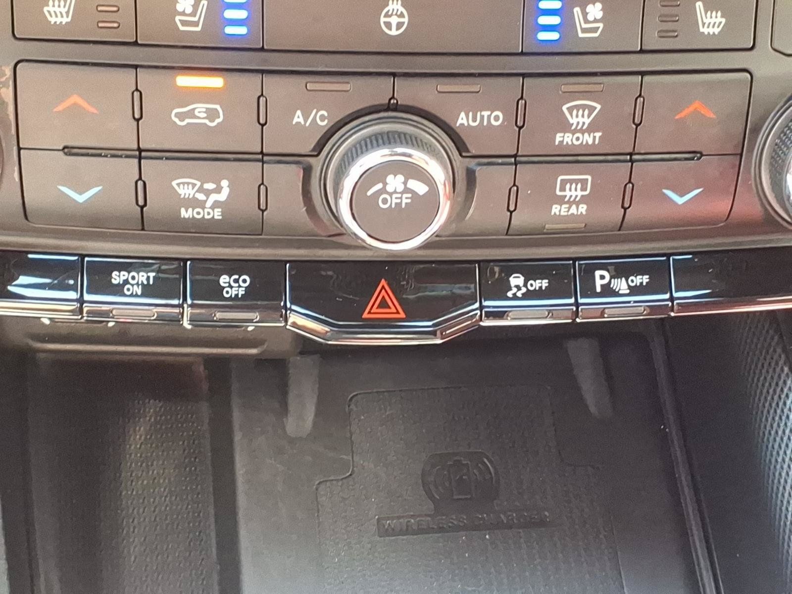 Used 2022 Dodge Durango R/T AWD/4WD image 18