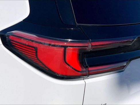 Used 2026 GMC Acadia AT4 w/ Super Cruise Package image 26