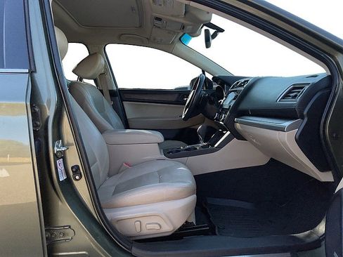 Used 2018 Subaru Outback 2.5i Limited image 11