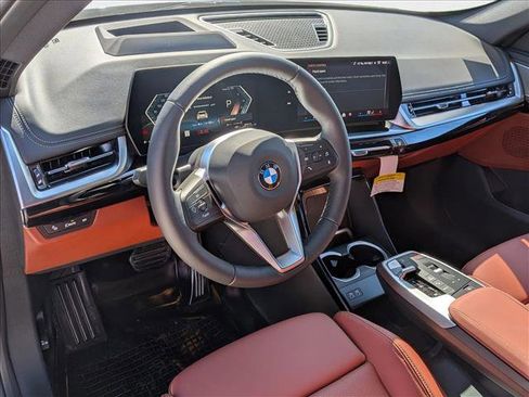 Used 2026 BMW X1 xDrive28i w/ Technology Package image 3