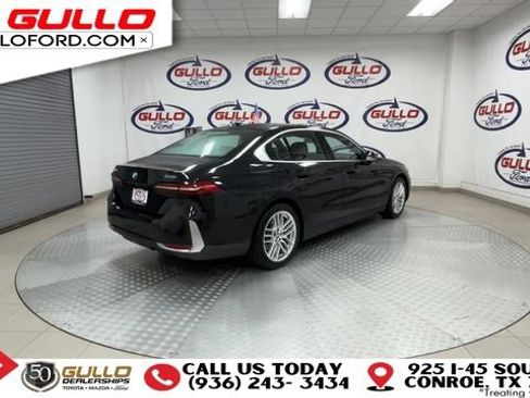 Used 2024 BMW 530i RWD image 8
