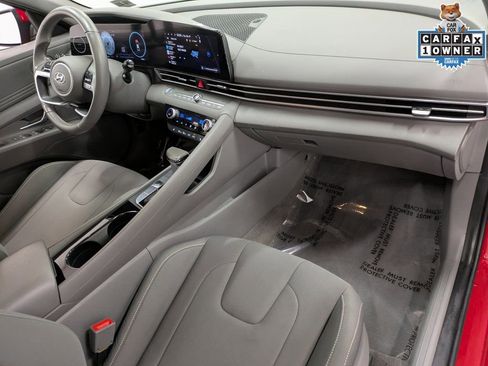 Used 2023 Hyundai Elantra SEL w/ Convenience Package image 31
