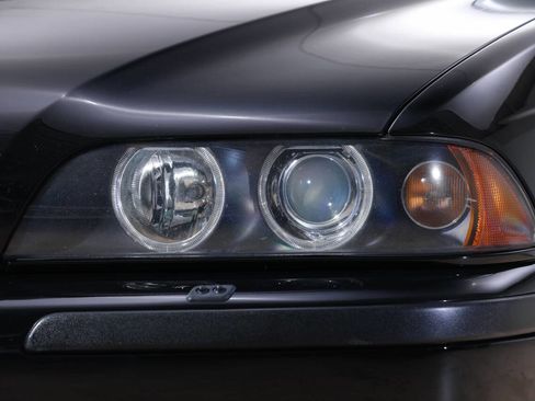 Used 2003 BMW M5 image 20