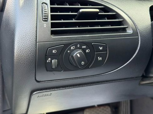 Used 2006 BMW 650i Convertible image 32