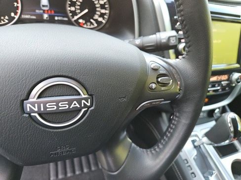 Used 2023 Nissan Murano SV w/ SV Midnight Edition Package image 21