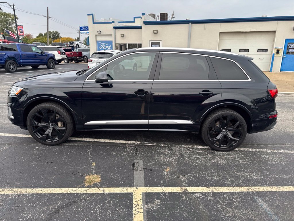 Used 2021 Audi Q7 3.0T Premium w/ Convenience Package AWD/4WD image 7