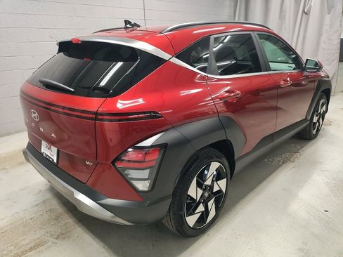 Used 2024 Hyundai Kona Limited image 2
