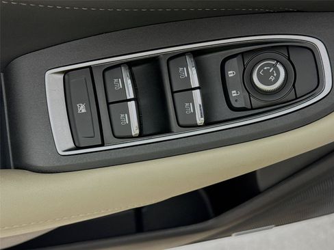 Used 2025 Subaru Outback Limited AWD/4WD image 22