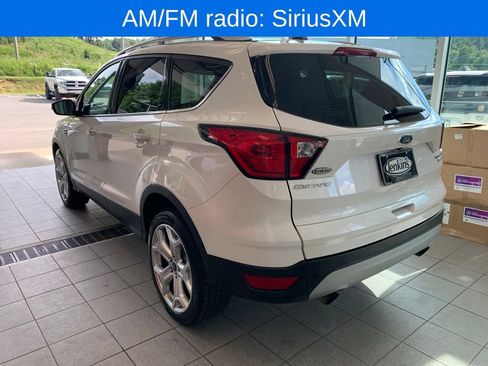 Used 2019 Ford Escape Titanium AWD/4WD image 8