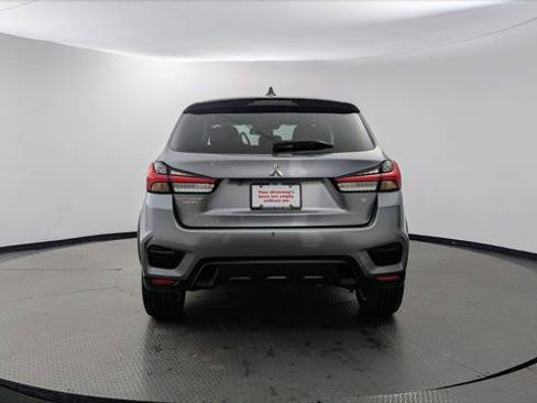 Used 2025 Mitsubishi Outlander Sport SE AWD/4WD image 7