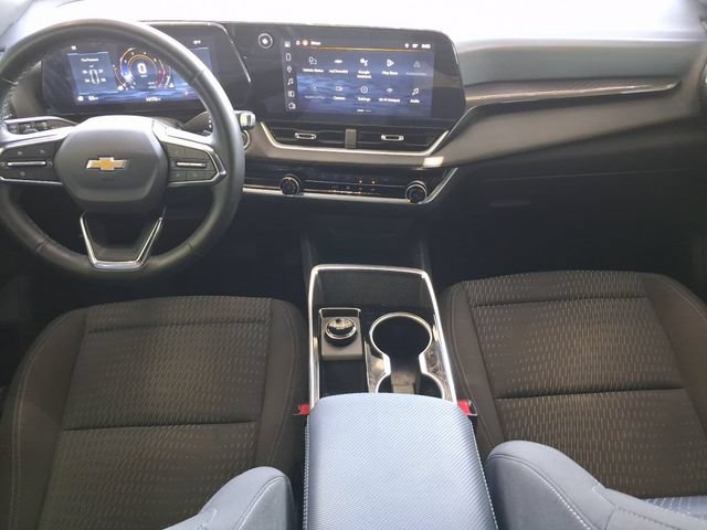 Used 2026 Chevrolet Equinox LT w/ Safety and Technology Package FWD image 25
