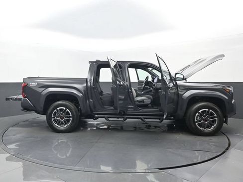 Used 2024 Toyota Tacoma TRD Sport RWD image 31