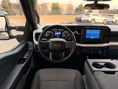 Used 2023 Ford F250 XL w/ STX Appearance Package image 36