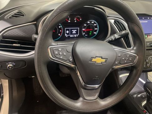 Used 2024 Chevrolet Malibu LT image 22