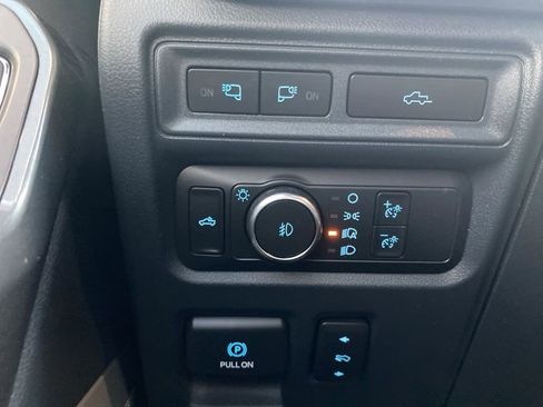 Used 2022 Ford F150 Lariat w/ Equipment Group 502A High image 23