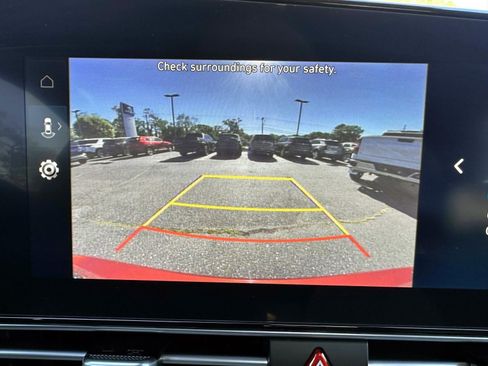 Used 2023 Hyundai Elantra SEL w/ Convenience Package FWD image 20